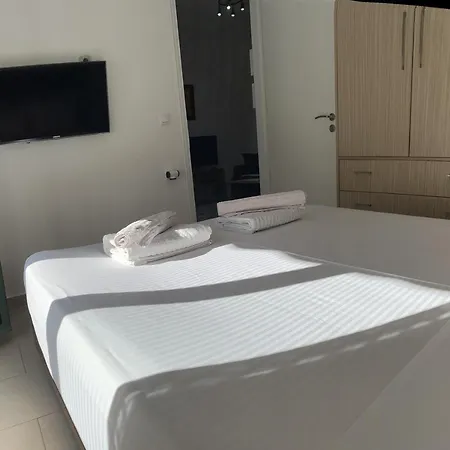 Angelos House Deluxe Апартаменты *