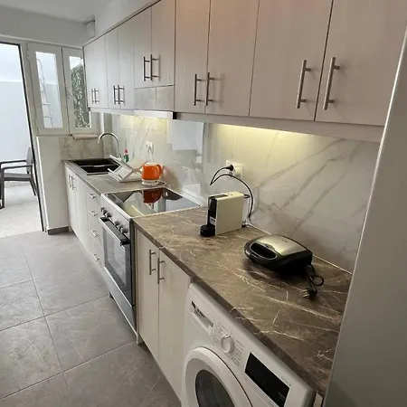 Angelos House Deluxe شقة