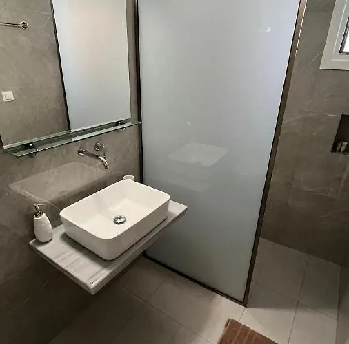 Angelos House Deluxe Apartment