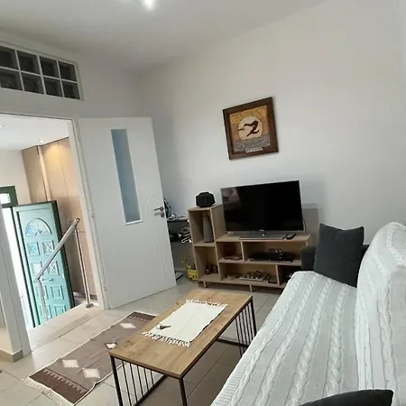 Angelos House Deluxe アパート *