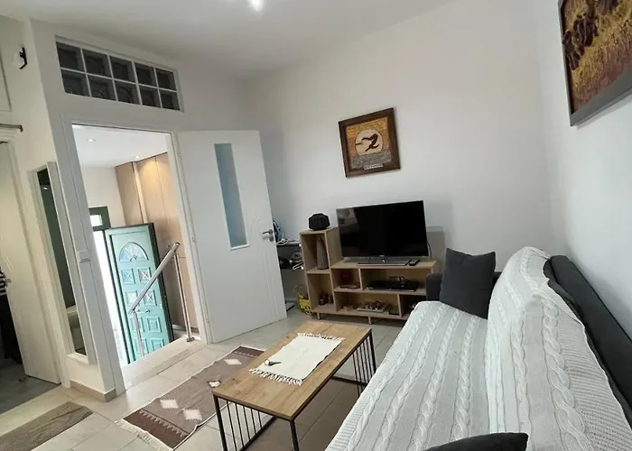 Angelos House Deluxe Apartamento *