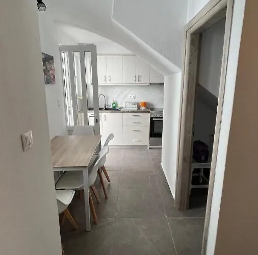 Angelos House Deluxe